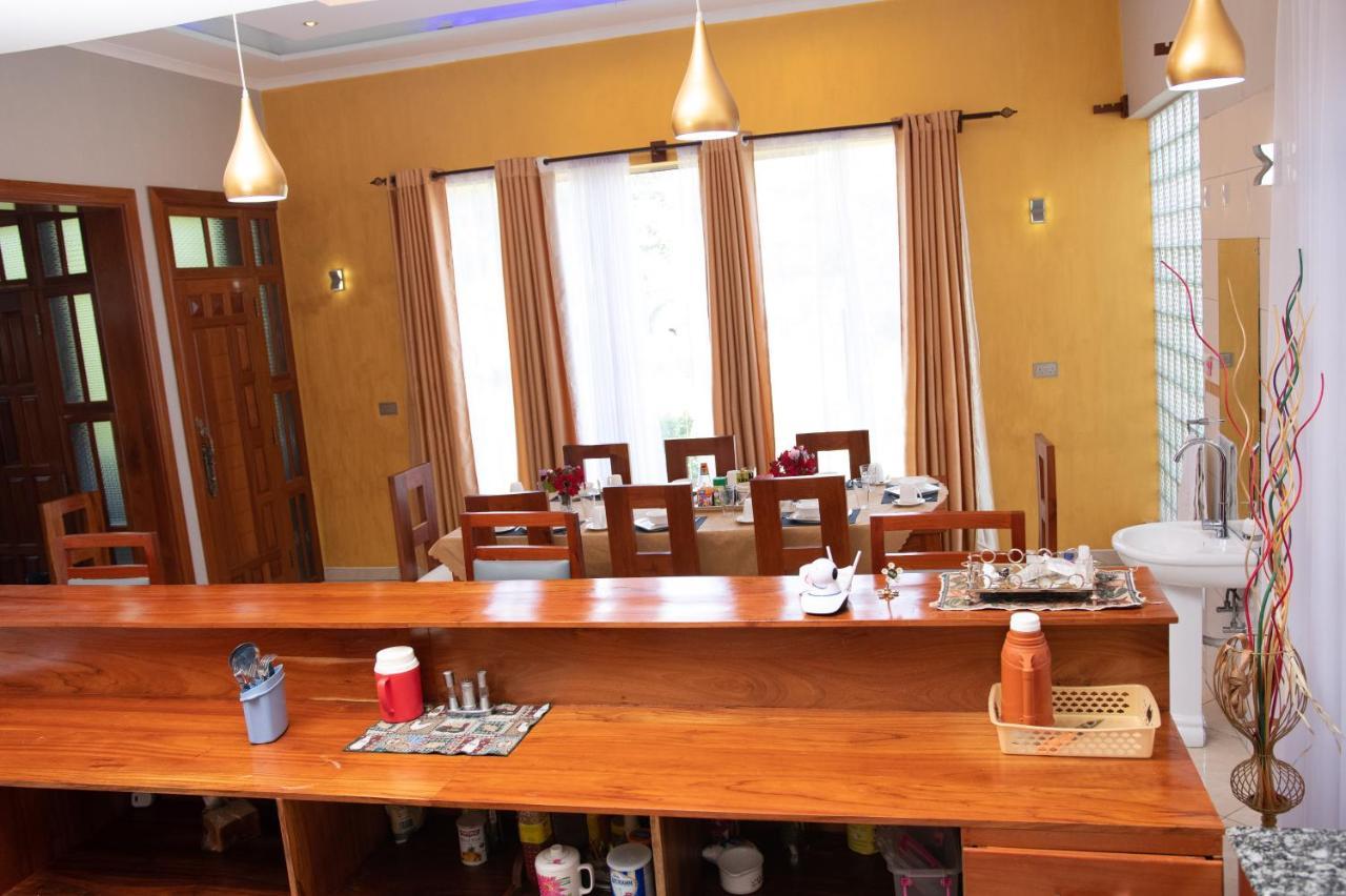 Arusha Royal Bed & Breakfast エクステリア 写真