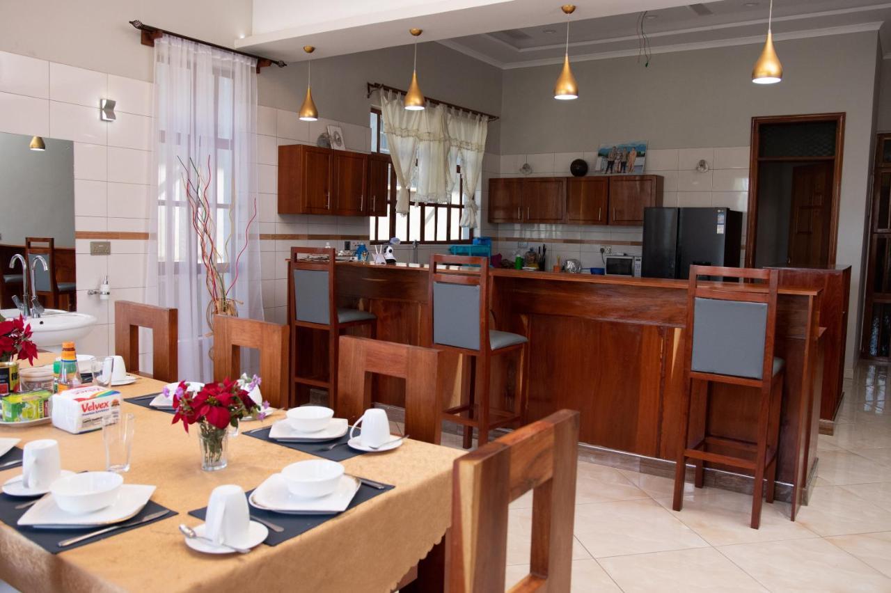 Arusha Royal Bed & Breakfast エクステリア 写真